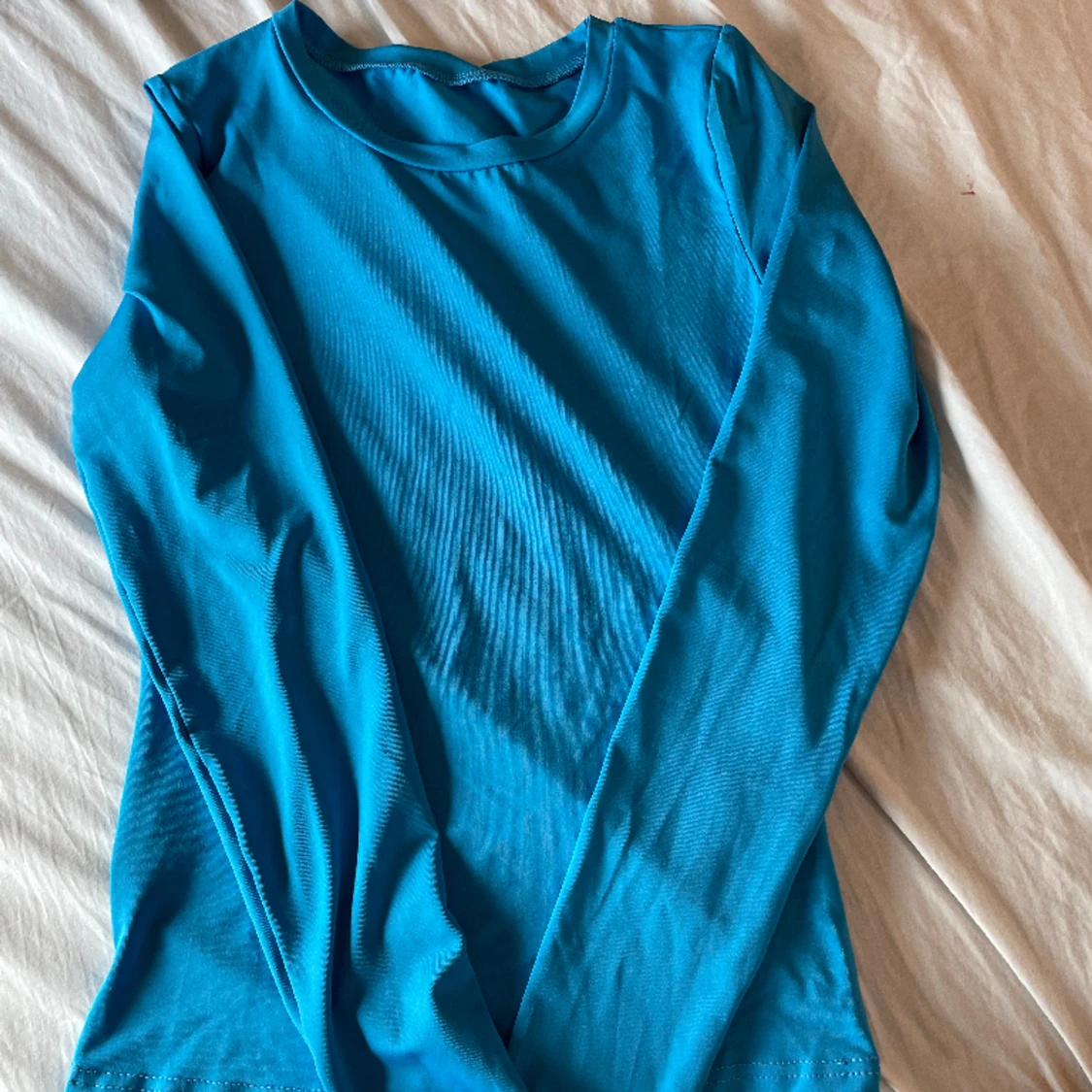 Blå tröja  - 91