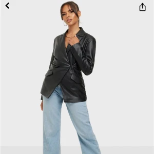 Skinn kavaj - Helt oanvänd med prislapp kvar 