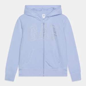 En jätte fin ljusblå hoodie som kommer från märket gap, använd 2 gånger!💞 Nypris 330 kr.