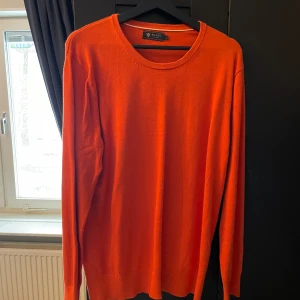 Orange riley tröja - Aldrig använd