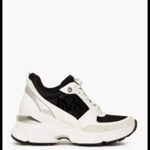 Chunky-inspired Micheal Kors sneakers - Chunky-inspired design Genuine leather topside with fabric and suede portions Laces at front Logo at tongue and side Back sole height 8.5 cm Worn only 4 times in a really good condition and have small scratches (but nearly invisible)