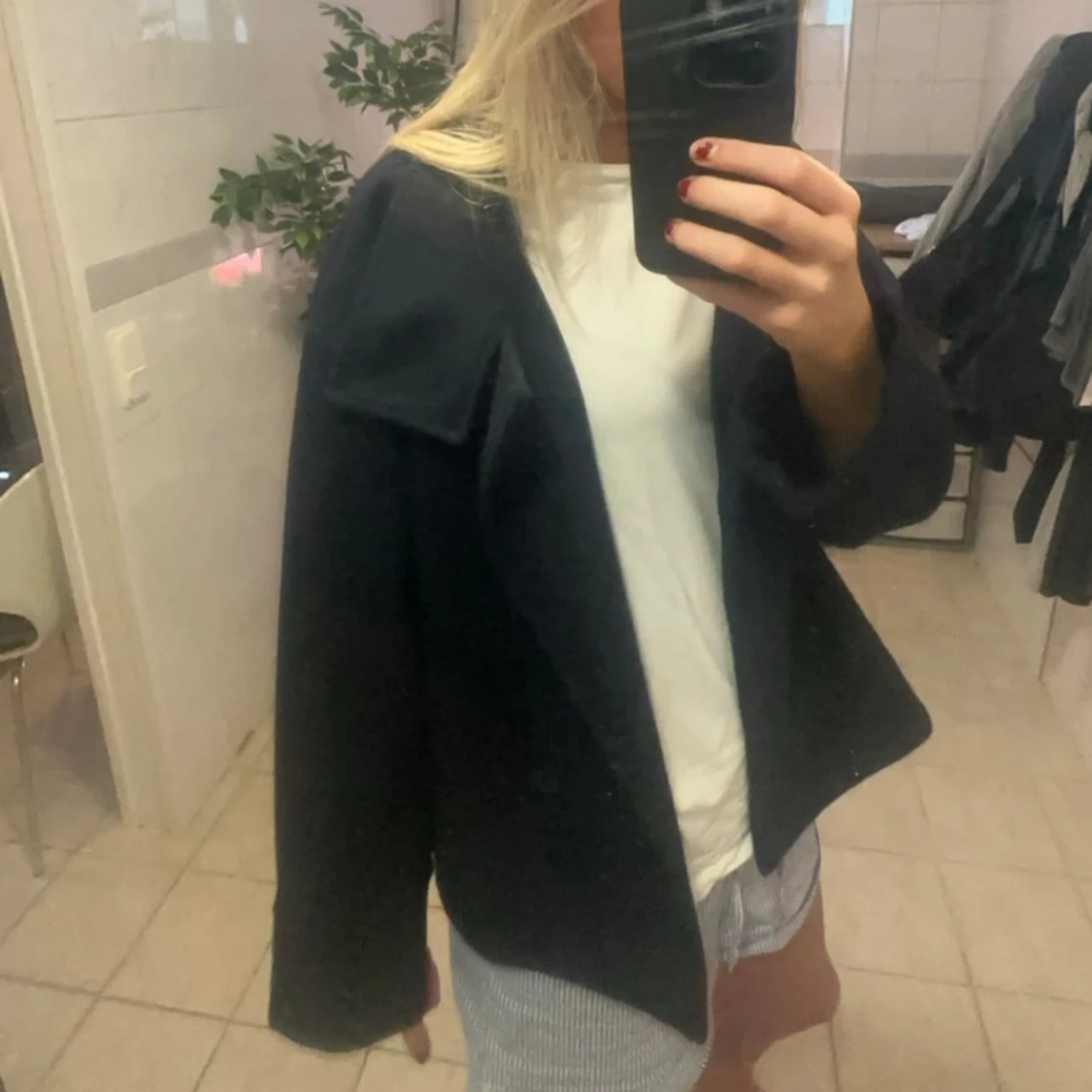 Mörkblå kappa - 91