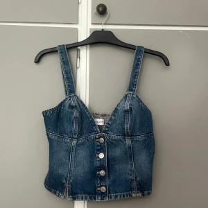 Jeanstopp! - Superfin jeanstopp från zara! Aldrig använd men inga prislappar finna kvar❤️