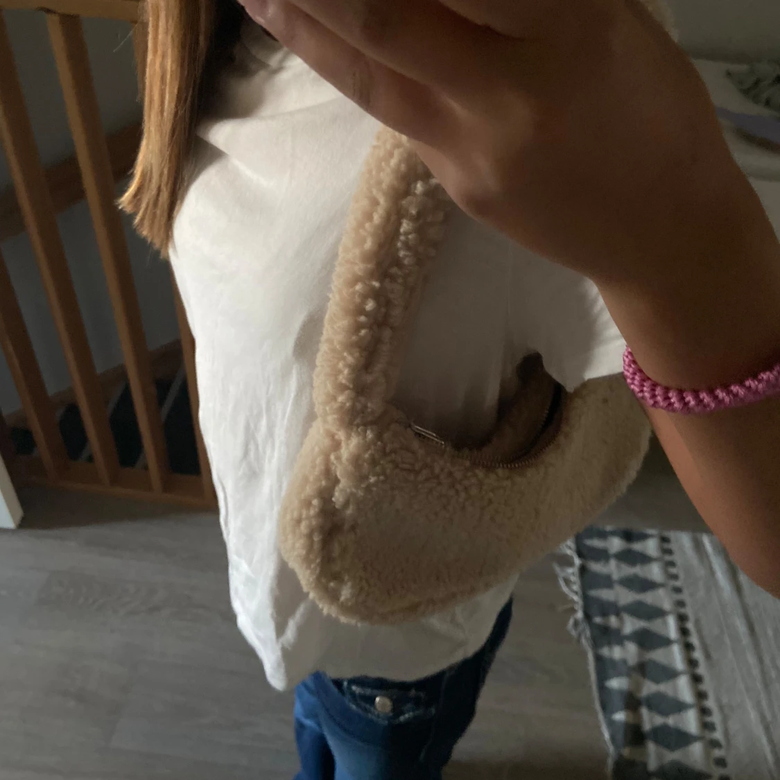 Jätte gullig fluffig väska💋, nästan oanvänd  - 91