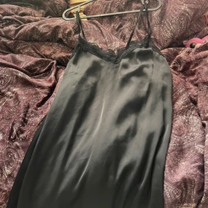 Nattlinne - Jätte fint nattlinne säljer då jag inte använder 