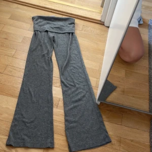  Gråa yoga pants -  Nytt skick inga fläckar