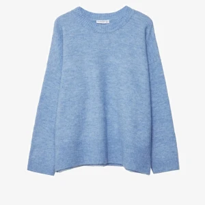 Blå stickad tröja  - Använd några få gånger, lite noprig men annars fin ❤️