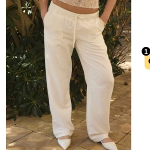 Linne byxor  - Populära linne byxorna från Nelly!