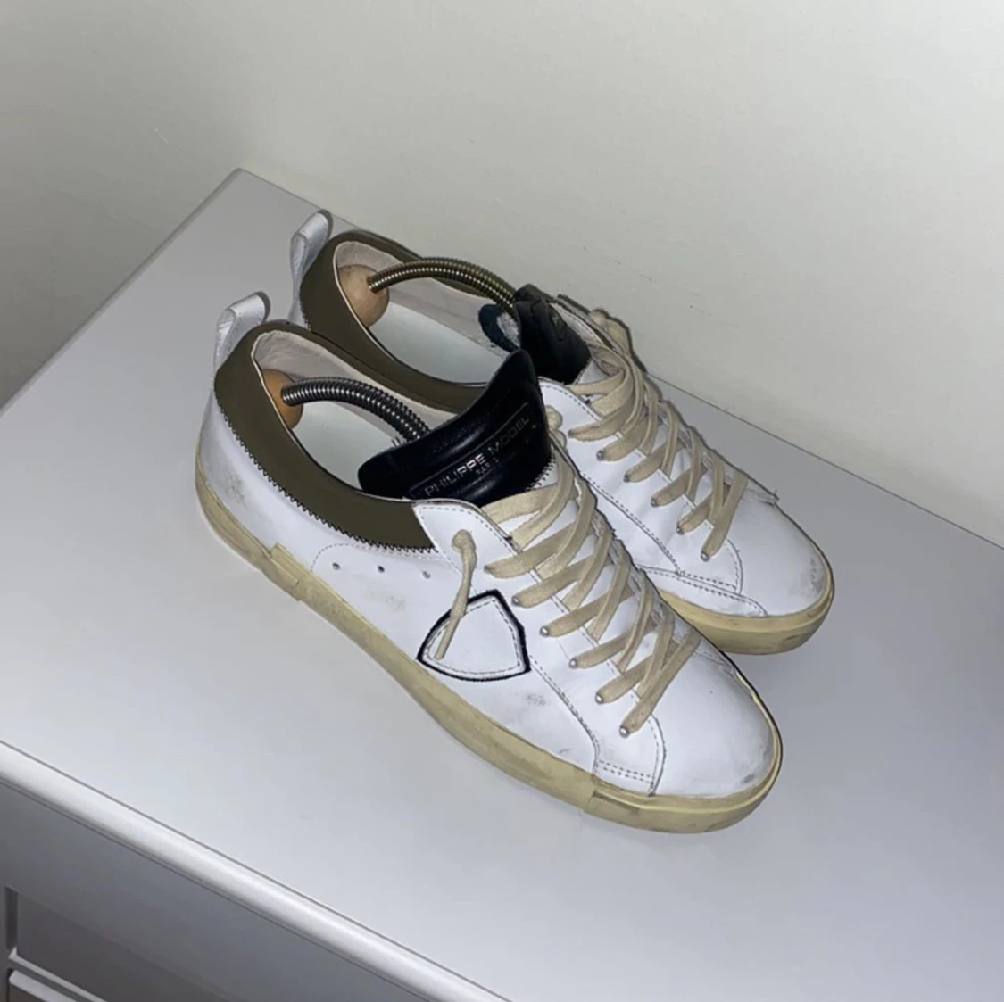 Philipe model military green