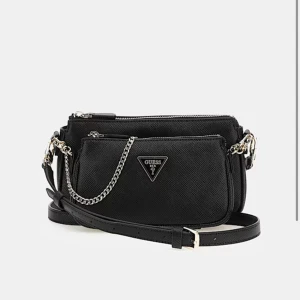 Guess väska - Säljer min jättefina väska, köpt på Åhléns för 1500kr 