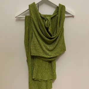 set  - Byxor + överdel. Jätte fint set!! ❤️