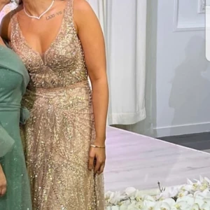 Dressroom linné - Stl xs-s Använd 1 gång cirka 2-3h