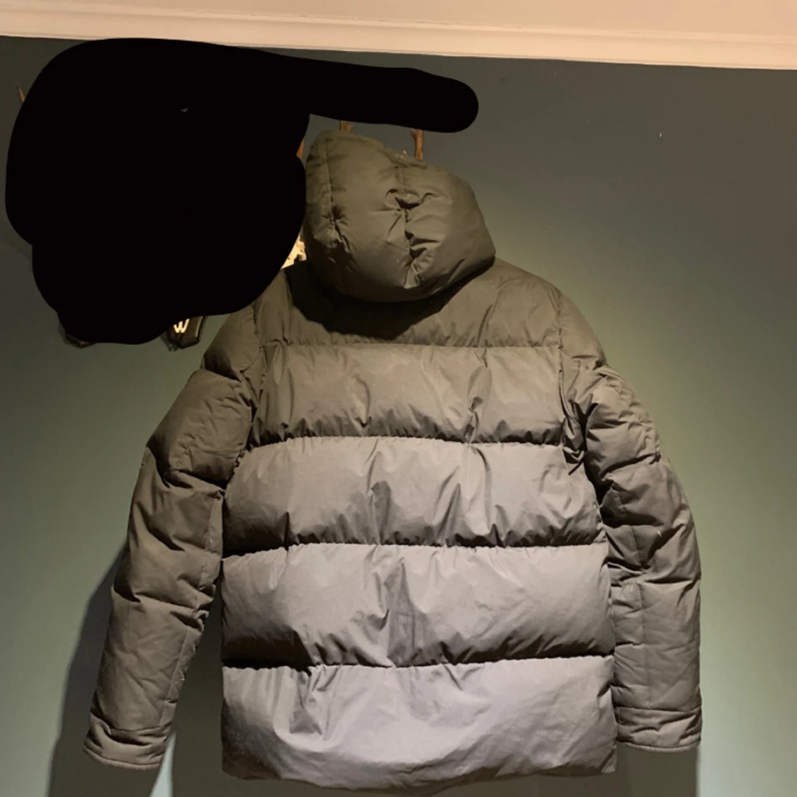 Tommy Hilfiger  - 90