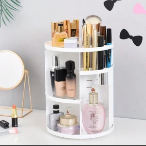 Förvaring  - Den är i bra skick och sälja pga att jag inte använder då jag har en annan liknande💕köpte för 104kr och säljer för 60kr💗