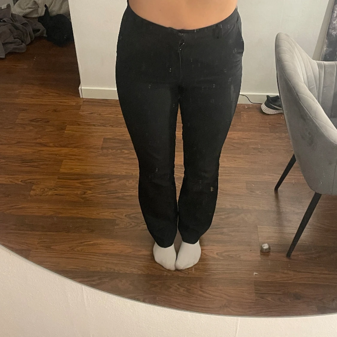 Högmidjade kostymbyxor 