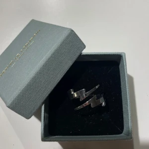 Silver ring - Rostfri och oanvänd, storleken går att justera💕Priset kan disktureras ❤️