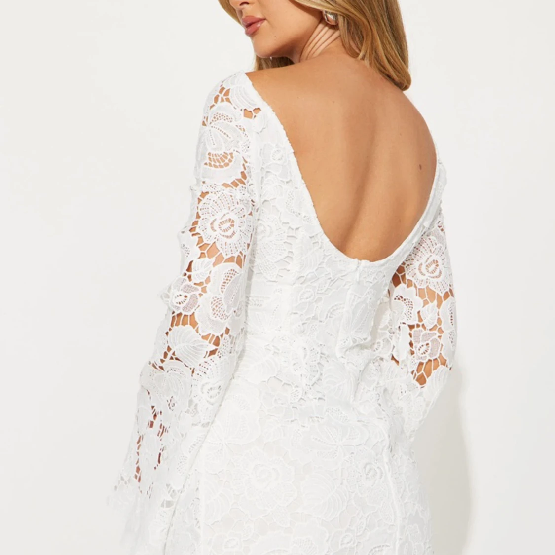 Vit studentklänning strl L - 90