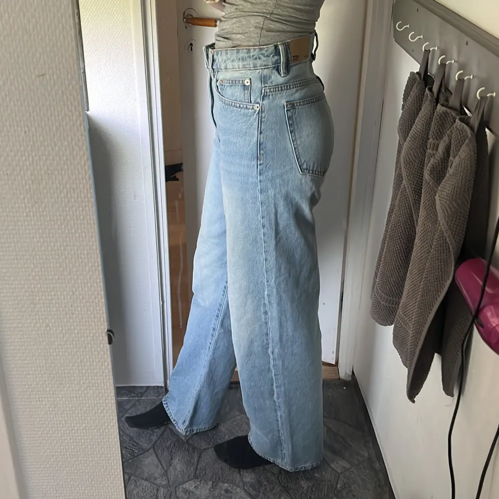 Boulevard jeans från Lager 157 i storlek S • Jag är 176 cm lång • Mycket bra skick, nästintill oanvända • nypris 300kr. Jeans & Byxor.