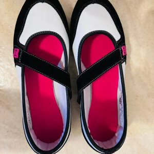 DC skor - I fint skick. 