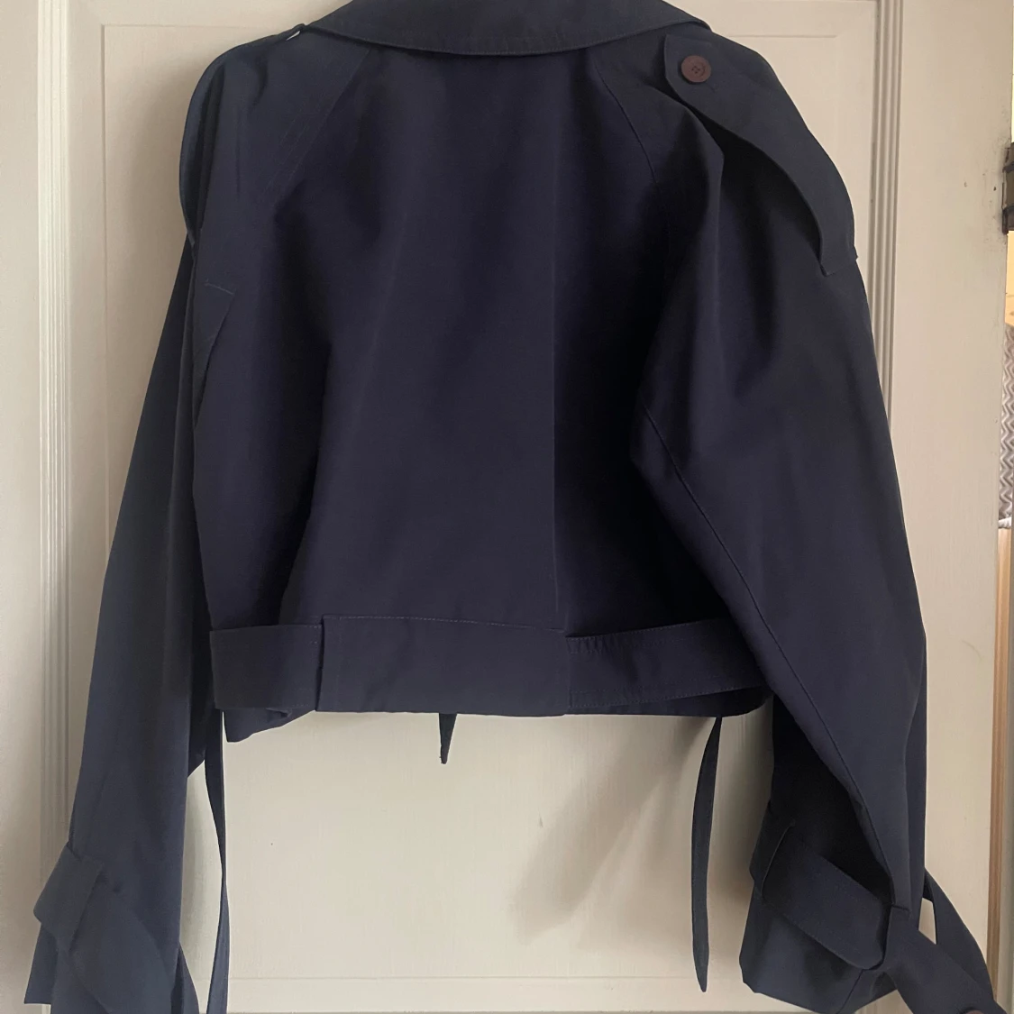 Acne studios cropped trenchcoat - 91