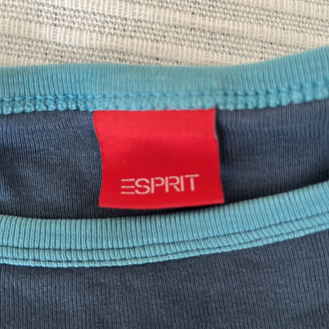 Tröja med tryck - 90