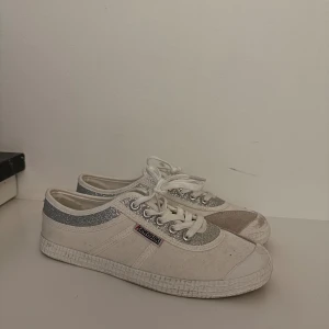 glitter skor  - 🕊️🕊️🕊️