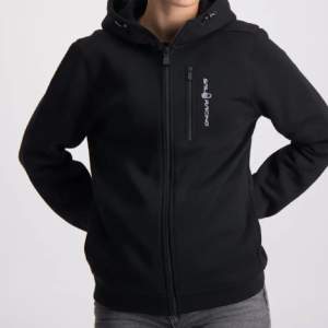 Svart sail racing hoodie, storlek 160 men är ungefär samma sak som S-XS💕 använd men inga slitningar🩷