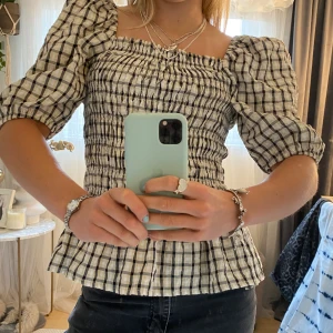 Topp - Så fin topp🌟🌟superfin till sommaren! Märket är couture🐆