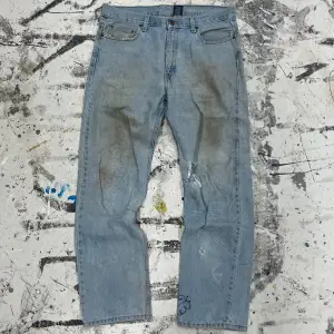 Vintage Jeans, ateljébyxor, slitna. Midjemått 94cm, innerbenslängd 80cm.