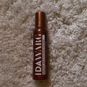 Ida warg bus - Säljer min bus från Ida warg då jag fick deras drops i julklapp som jag hellre vill ha. Den är oanvänt och i färgen extra dark. Köpt för 199kr nypris💋 Kom privat för fler frågor eller bilder