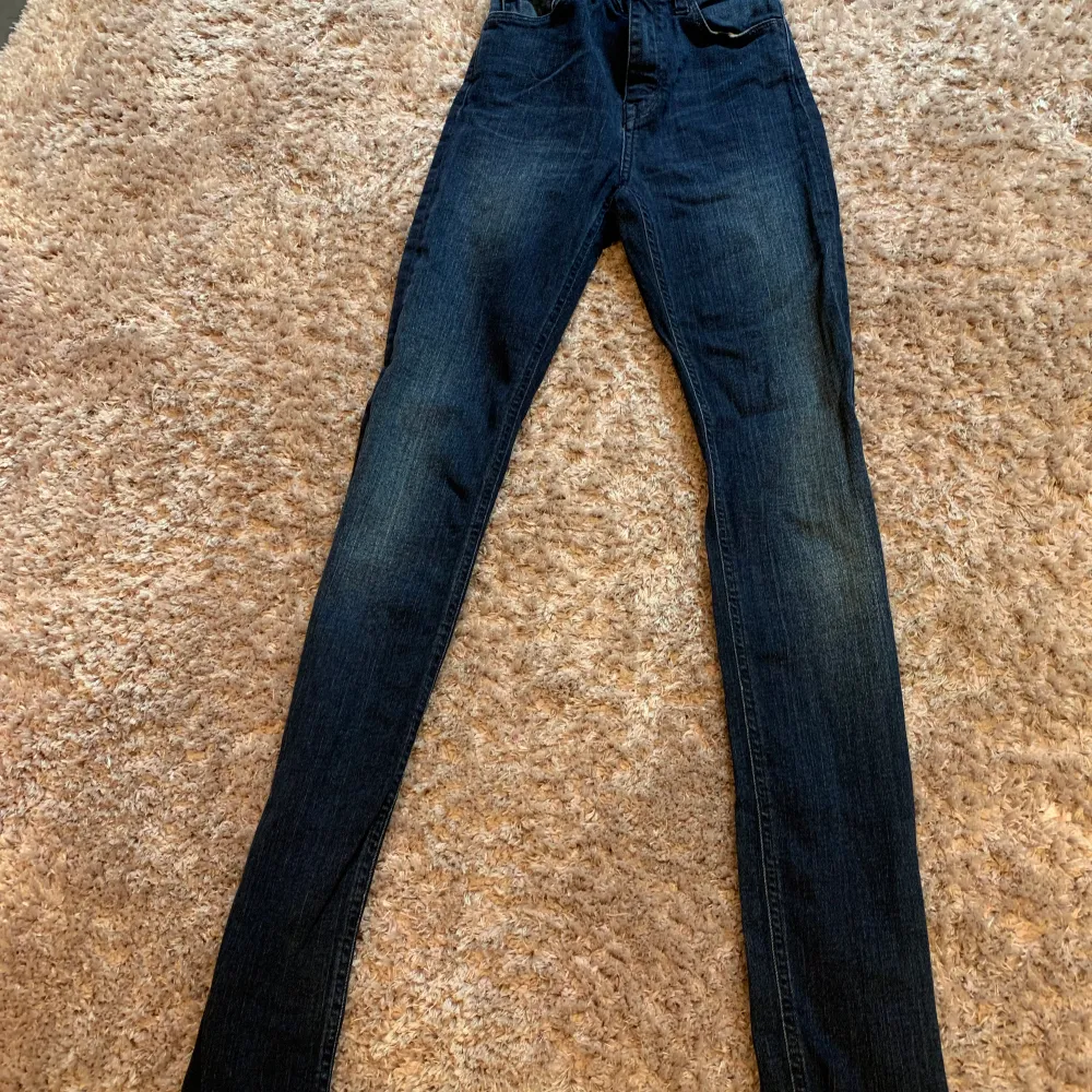 Snygga Crocker Jeans modell Sky high skinny 26/32. Tyvärr för små för mig 😊.. Jeans & Byxor.