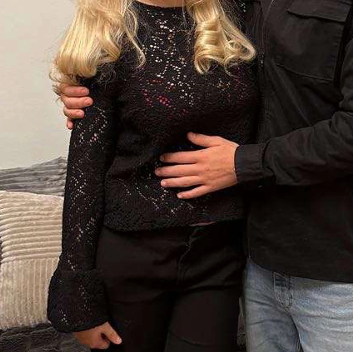 Svart spetströja - 90