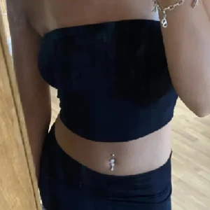 Tube topp  - Så fin tubetop i stretchigt material 