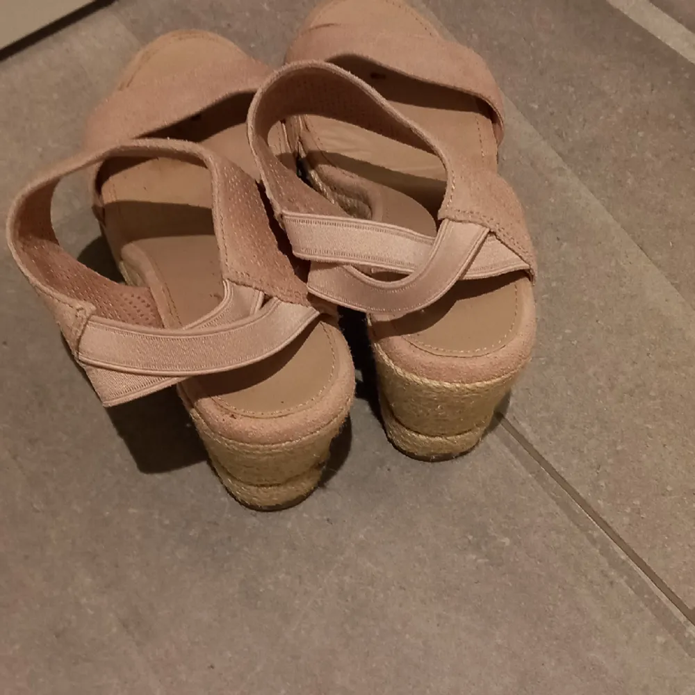 Sommaren sandal. Skor.