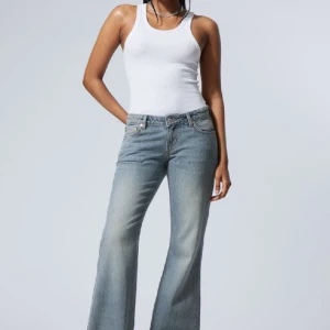 Byte!!!! - Byter eller säljer dessa jeans då dom är försmå. Jag kan byta dom mot ett par liknande jeans. 