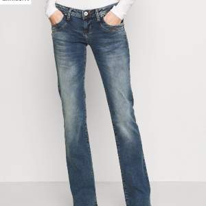 Säljer nu mina jättefina Ltb jeans i modellen valerie. De är sparsamt använda utan några defekter. 