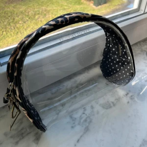 Necessär  - Säljer min necessär från Victoria’s secret då den inte kommer till användning 