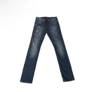 Jack and Jones Slim Fit Jeans (Glenn). Snygga och prisvärda slim fit jeans, nyskick. Storlek: W28 L30