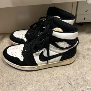 FAKE Nike Jordan 1 - FAKE köpta utomlands! Lite slitna men absolut användbara 