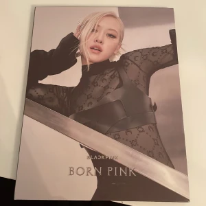 Rosé album  - Ingen photocard, albumet är i fint skick💕
