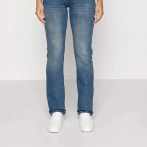 Super fint skick, ltb jeans i modellen valerie 28/32  (Lånade bilder 💕) 