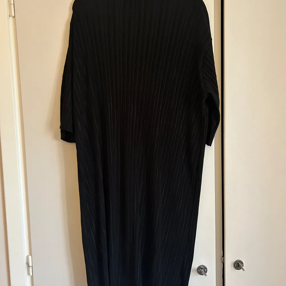 Svart klänning från Lager 157, aldrig använd. Upplevs större än XS/S. . Klänningar.