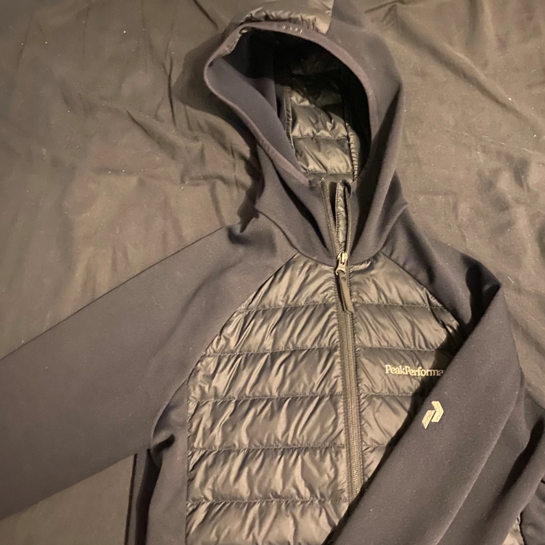 Peak Performance Cardigan - 90