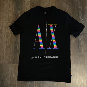 Armani exchange - Armani tshirt ltd HELT NY Storlek s men passar m också  Bättre kvalite med stretch material. Skick 10/10 Nypris 899:-