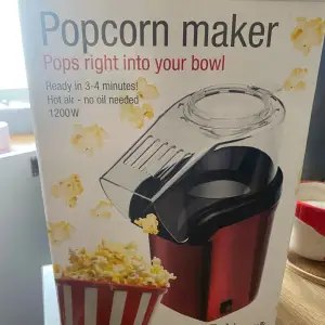 popcorn maskin, testad nån gång men annars helt ny 