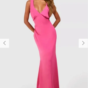 Bohoo klänning rosa, st 36 - Oanvänd, tyvärr för liten