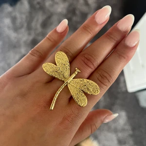 Ring  - Super fin ring i mycket bra skick och andning använd. Ringen är även justerbar🫶