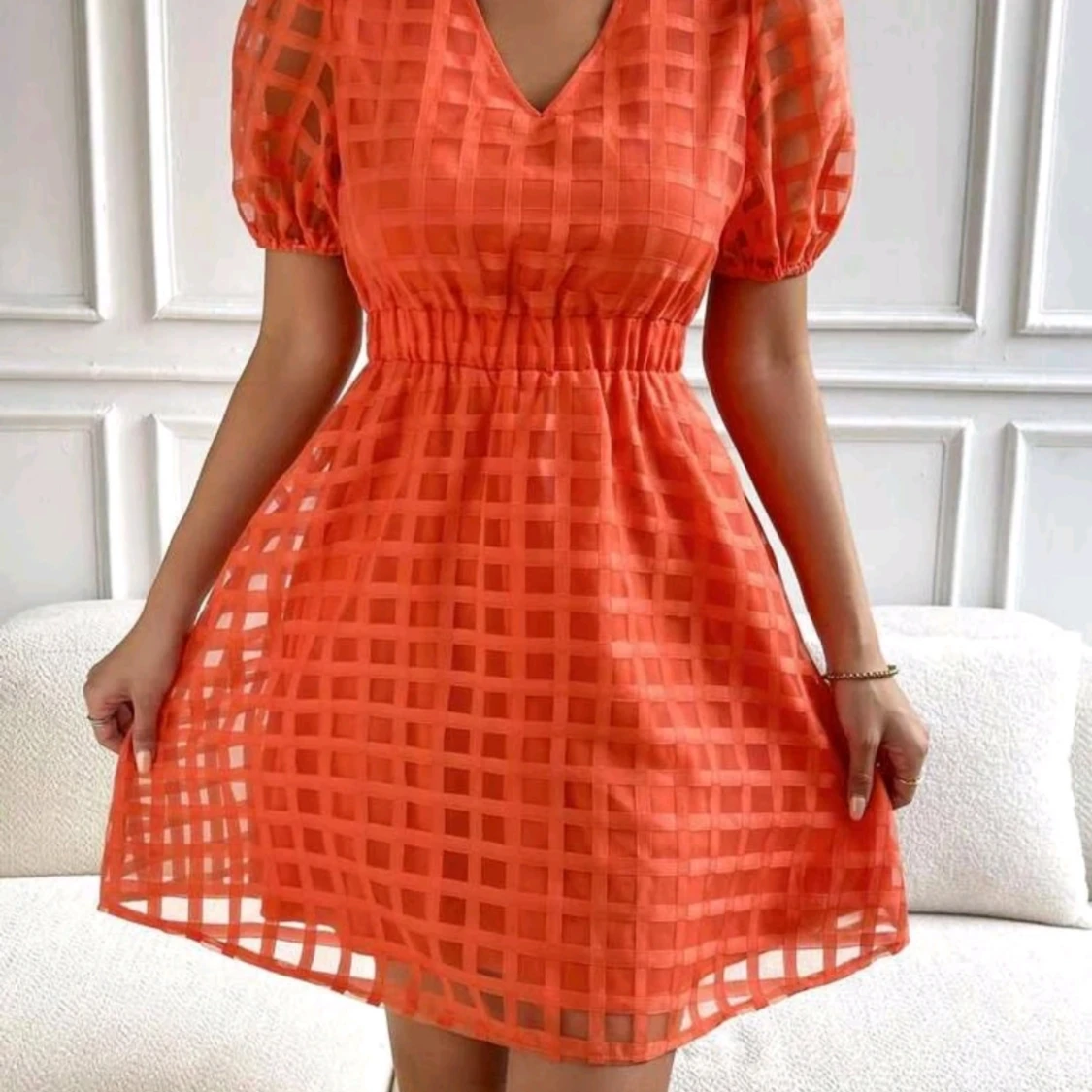 Orange kortärmad klänning med rutmönster - 1