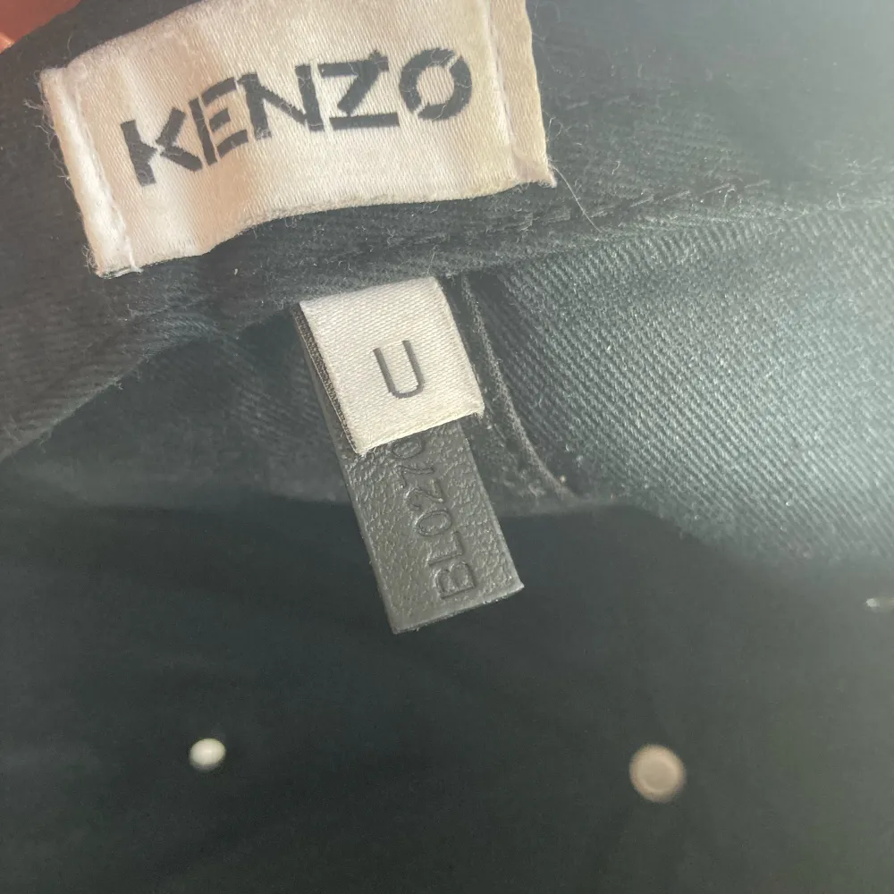 Väldigt fräsch Kenzo keps onesize Kvitto finns digitalt . Accessoarer.