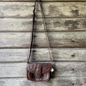 Väska - Superfin liten väska men har för många väskor! 